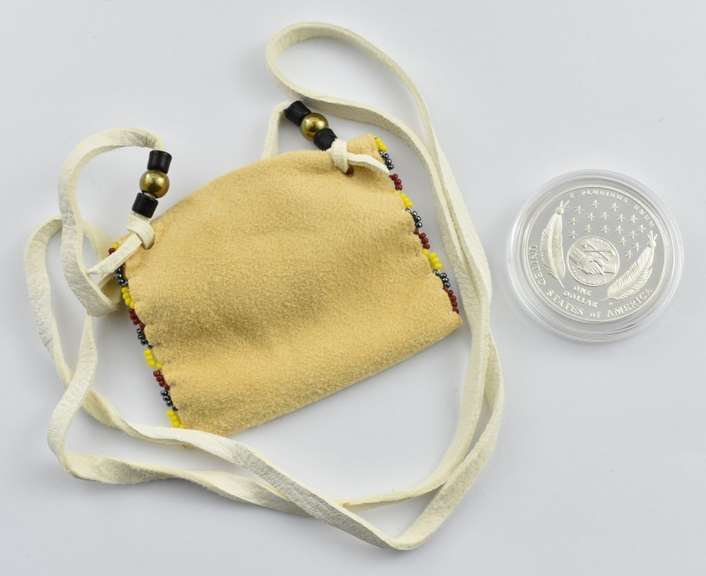 2004-P Lewis & Clark Commemorative Silver Dollar Mint Coin & Pouch COA