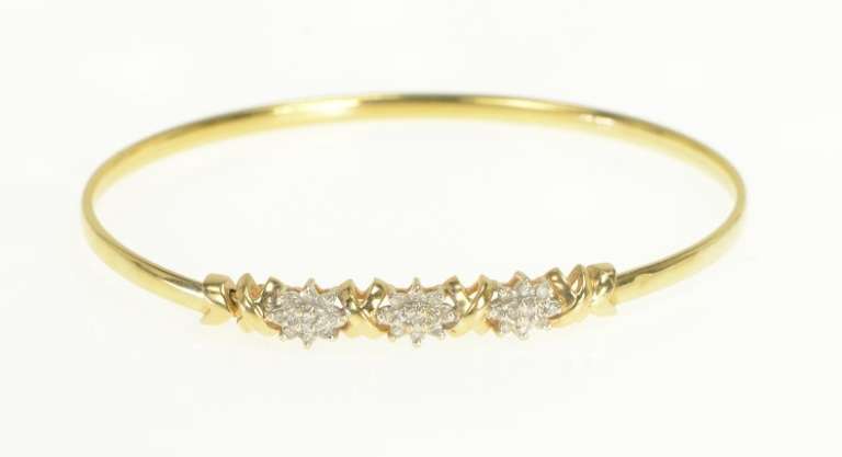 14K Yellow Gold 0.27 Ctw Diamond Flower Cluster Bangle Bracelet
