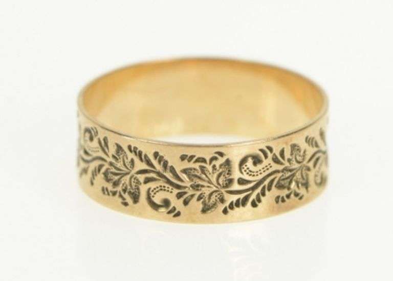 10K Yellow Gold 6.4mm Victorian Scroll Pattern Wedding Band Ring