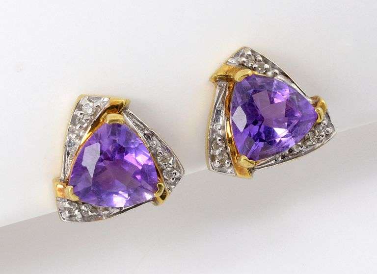 Nice Triangular Amethyst Earrings