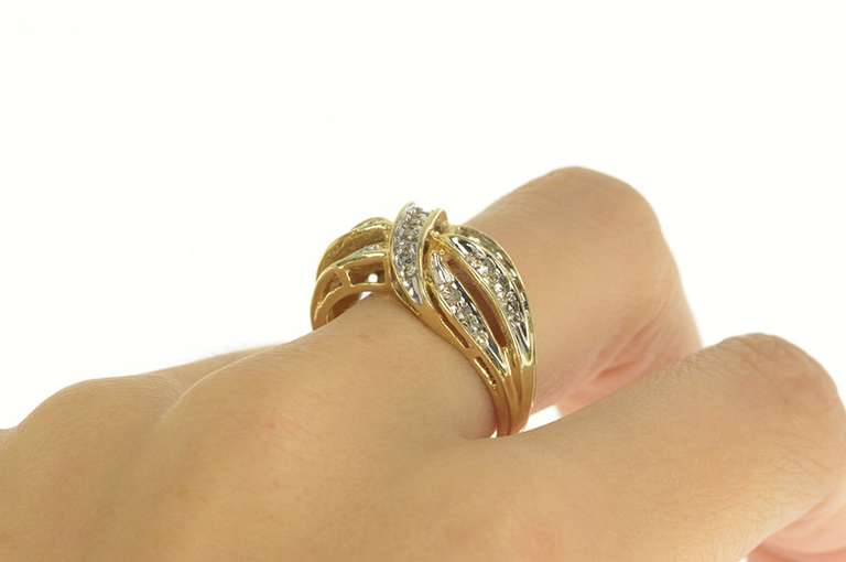 10K Yellow Gold 0.50 Ctw Diamond Layered Wavy Channel Ring