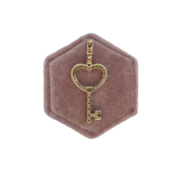 14K YELLOW GOLD KEY CHARM WITH DIAMONDS