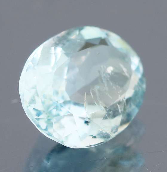 Superb 2.21ct platinum blue Aquamarine