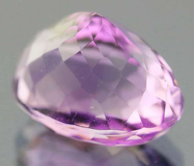Vibrant! 11.94ct violet Amethyst