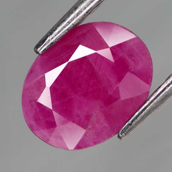 Stunning 1.54ct pinkish red Ruby