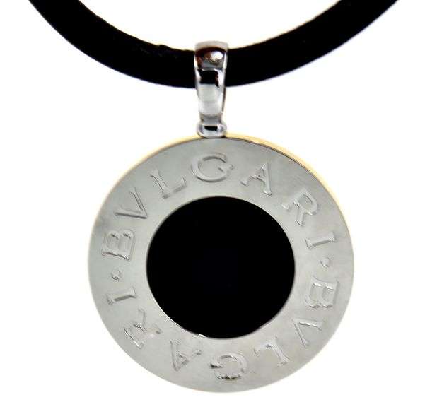 Bvlgari Tondo Reversible Onyx Pendant Necklace in 18K and Steel