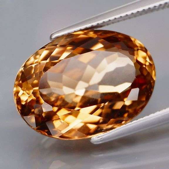 Amazing 8.16ct amber Imperial Topaz