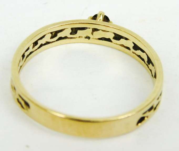 Vintage 10K Garnet Band, Size 5.5