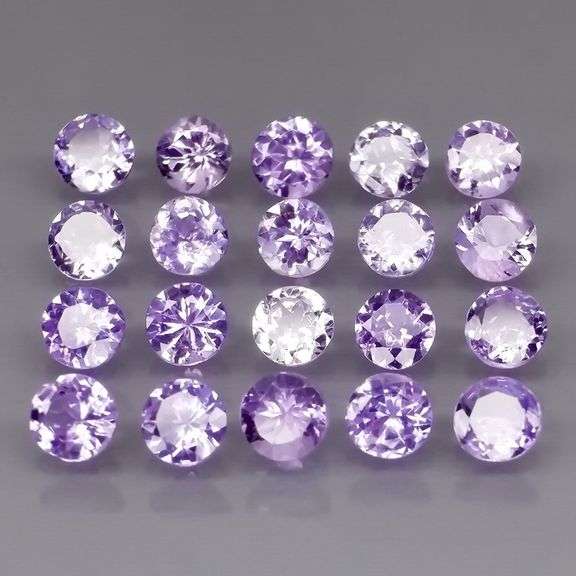 Heavy flashing 3.61ct diamond cut Tanzanite set