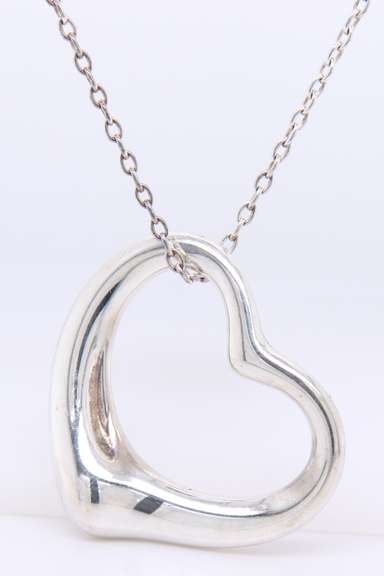 Tiffany & Co Elsa Peretti open Heart Pendant on Chain