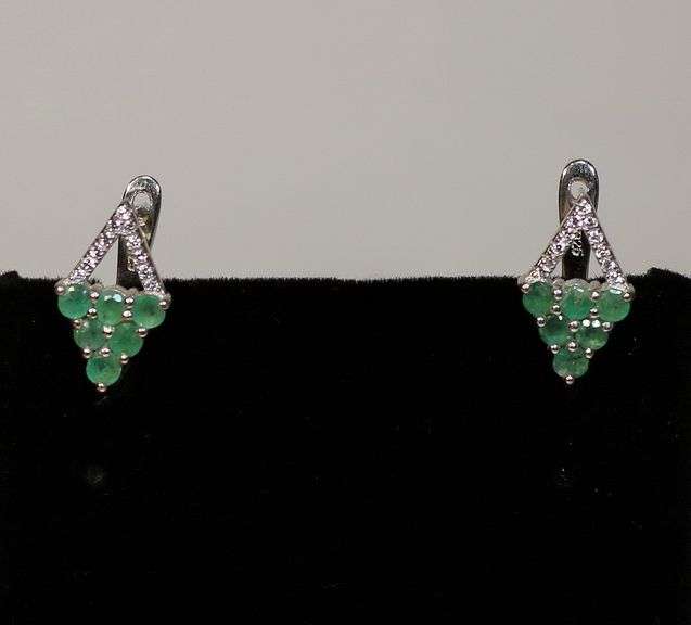 Unique shape Emerald earrings