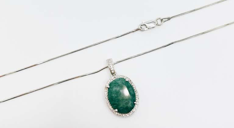 Beautiful 10.0 Carat Emerald and White Sapphire Pendant Necklace in Sterling Sliver