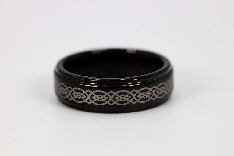 7mm Tungsten Carbide Wedding Band w/Laser Engraved Celtic Design Size 9.5