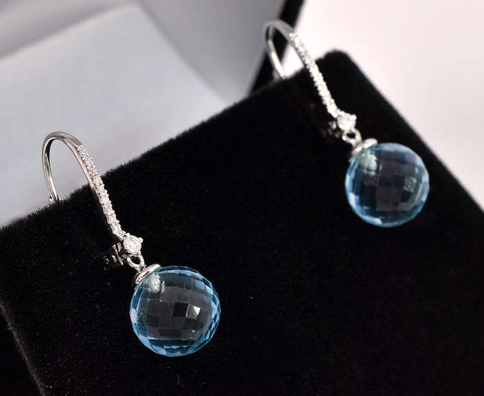 Amazing Blue topaz Dangle Earrings In 14K Yellow Gold