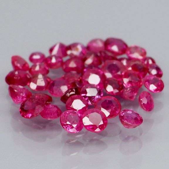 Premium 4.20ct 45 piece round cut Ruby set