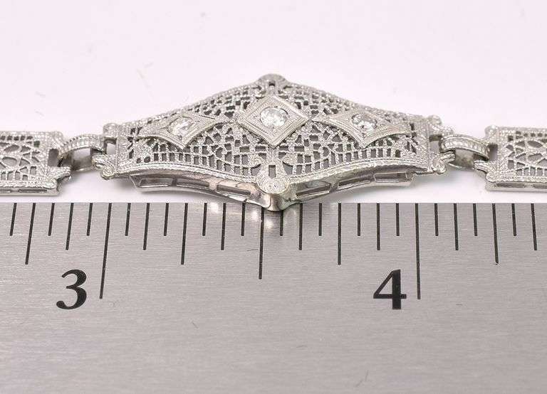 Elegant Diamond Fancy Link Bracelet In White Gold