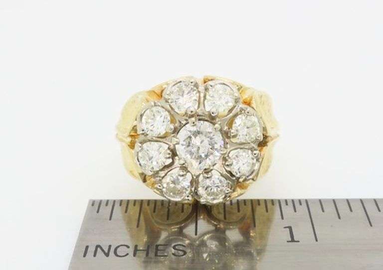 Very Detailed Diamond Floral Ring