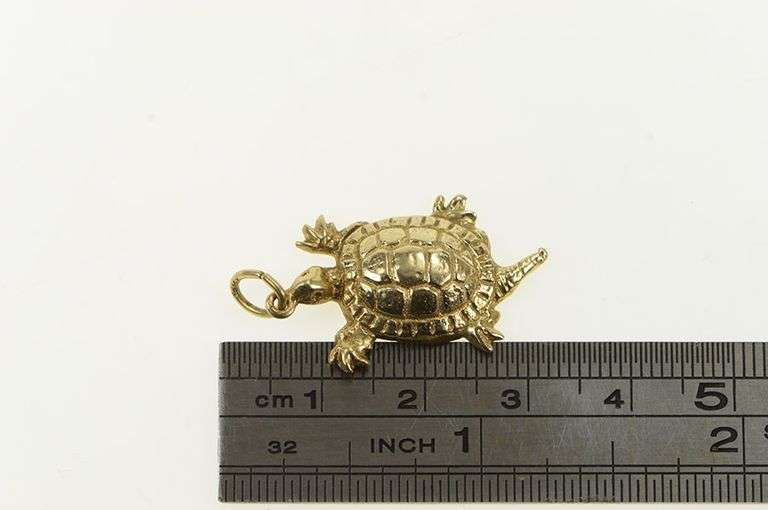 14K Yellow Gold Ornate Turtle Vintage Animal Nature Charm/Pendant