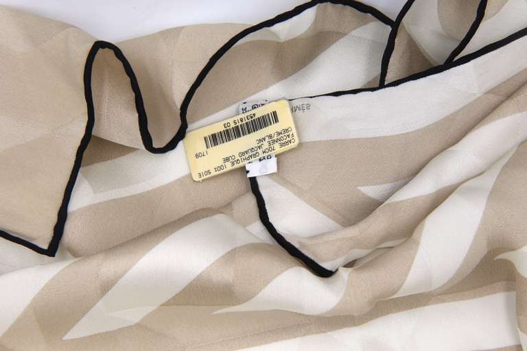 Hermes 70cm Cream & Tan Scarf