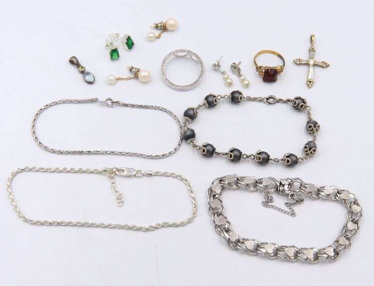 Group Lot of Vintage 925 Sterling Silver Jewelry