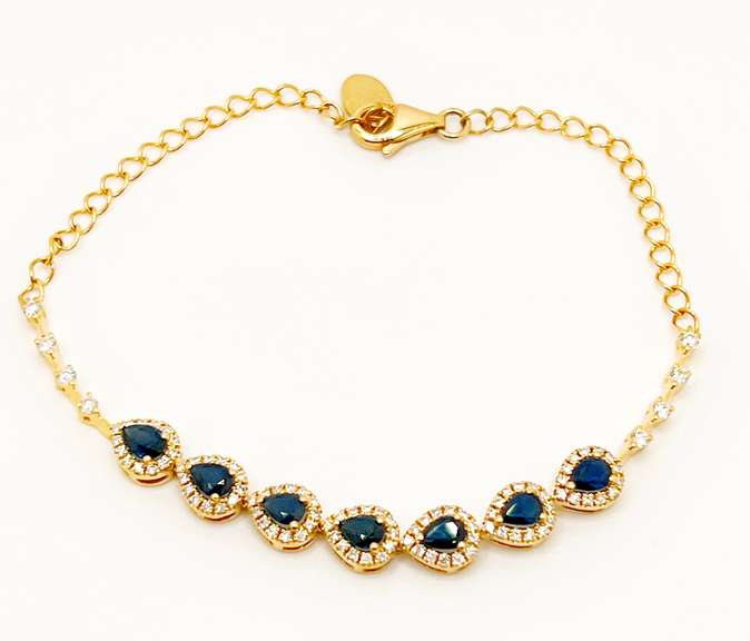 Ravishing 18kt Yellow Gold Saphire and Diamond Bracelet
