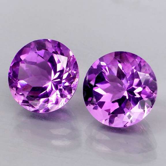 Glittering 6.58ct 10mm violet Amethyst pair