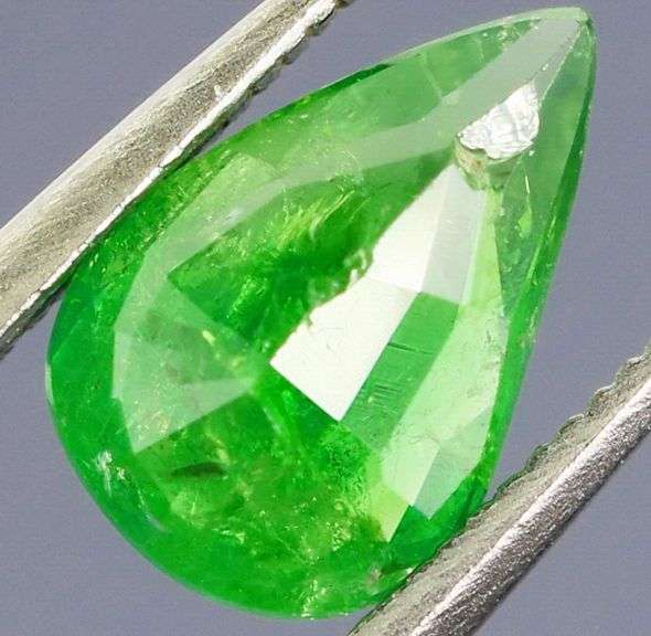 Rare 1ct untreated Tsavorite Garnet