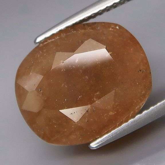 Awesome 15.72ct unique Tanzanian Sapphire!