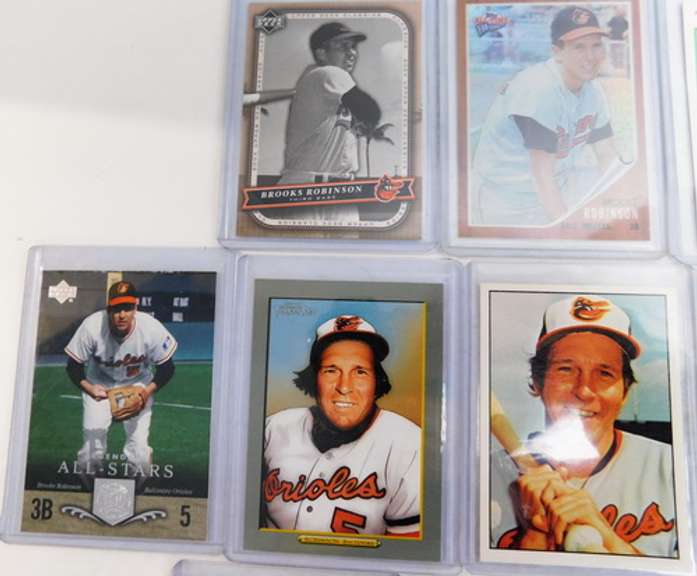 Great Lot of 13 Brooks Robinson Baseball Cards