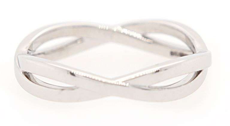 De Beers Infinity Wedding Band Ring in 18K W/Box
