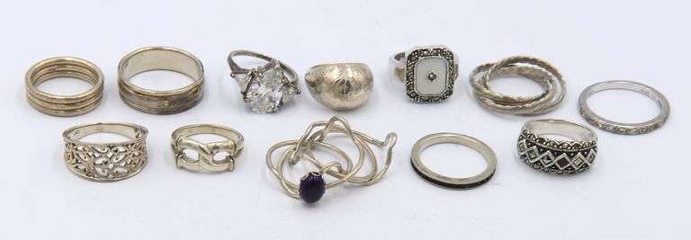 Group Lot of Vintage 925 Sterling Silver Rings