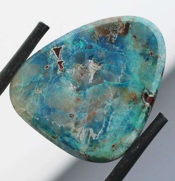 Lovely 23.83ct glossy blue Azurite