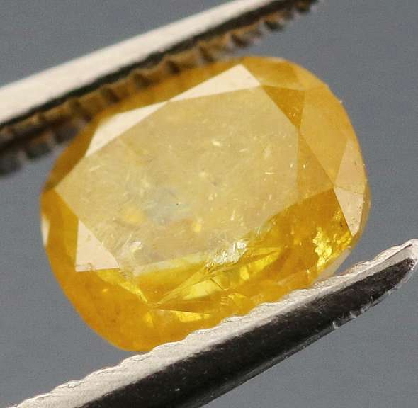 Unique .44ct golden yellow Diamond