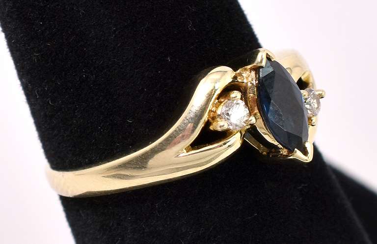 Beautiful Blue Sapphire And Diamond Ring In 14K Yellow Gold
