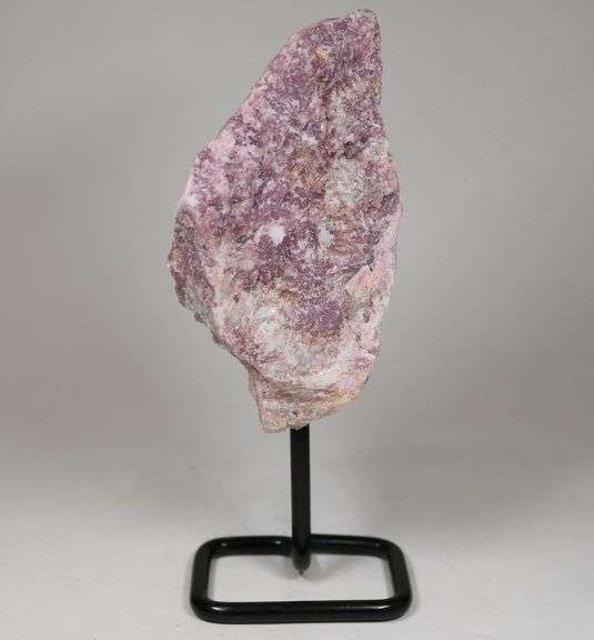 Huge! 3,785ct untreated pink Tourmaline in matrix