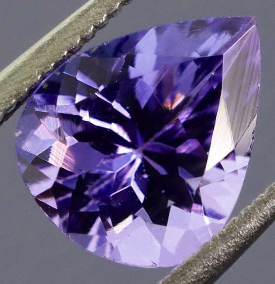 Stunning 1.36ct blue violet Tanzanite