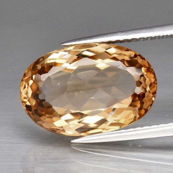 Captivating 8.11ct champagne Topaz