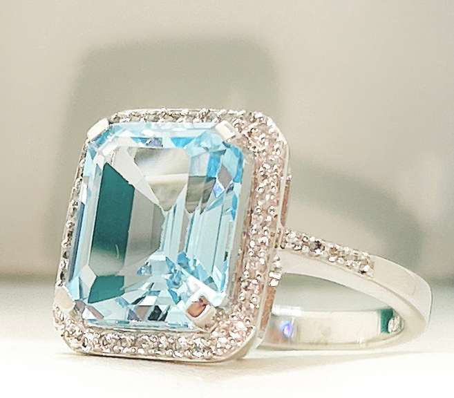 Absolutely Stunning 7.00 Carat Rectangular Blue Topaz & White Topaz Sterling Sliver Ring