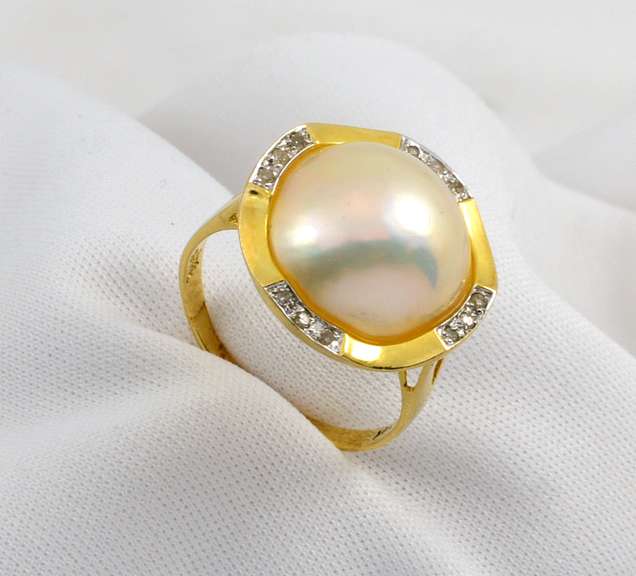 Sweet 14k Mabe Pearl Ring