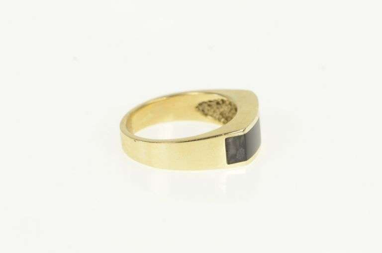 10K Yellow Gold Black Onyx Princess Syn. Emerald Squared Ring