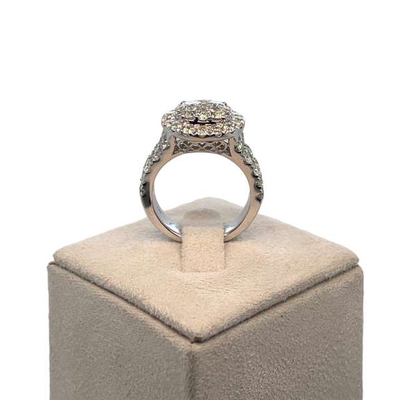 14KT WHITE GOLD DIAMOND ENGAGEMENT RING