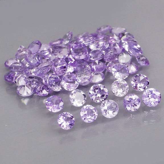 Glittering 4.66ct bright blue violet Tanzanite set