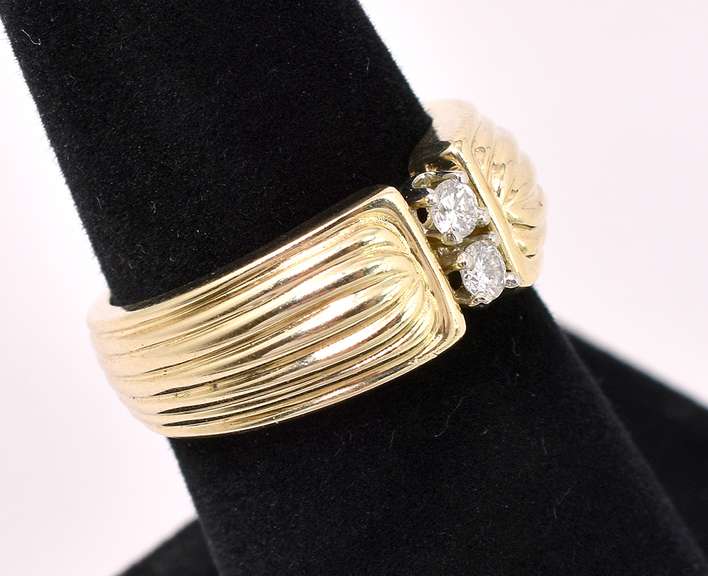 Sparkling Diamond Ring In 14K Yellow Gold