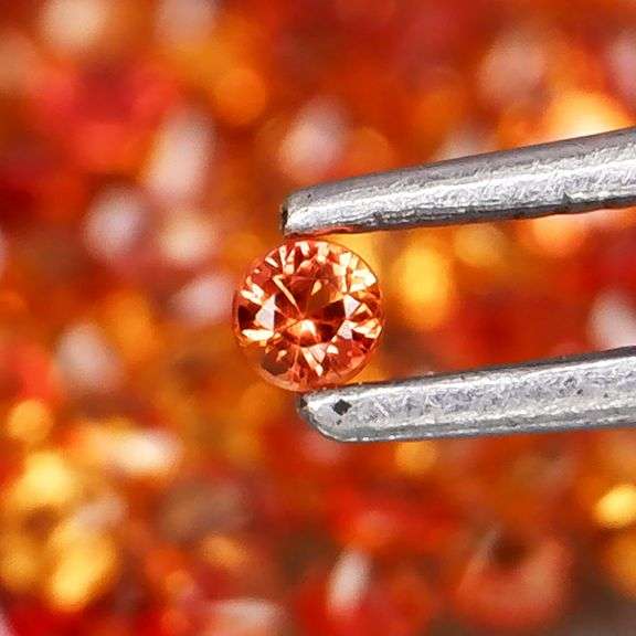 Superb 5.43ct diamond cut Songean Sapphire set