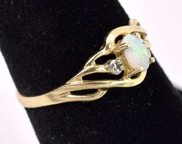 Fine Opal And Diamond Ring In Yellow Gold