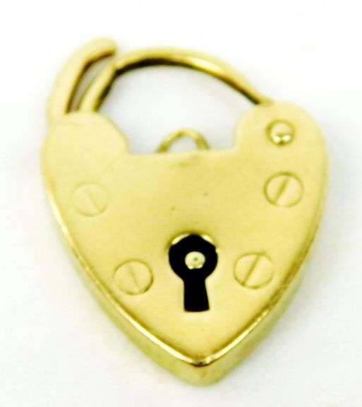 Vintage 9CT Gold Padlock Heart