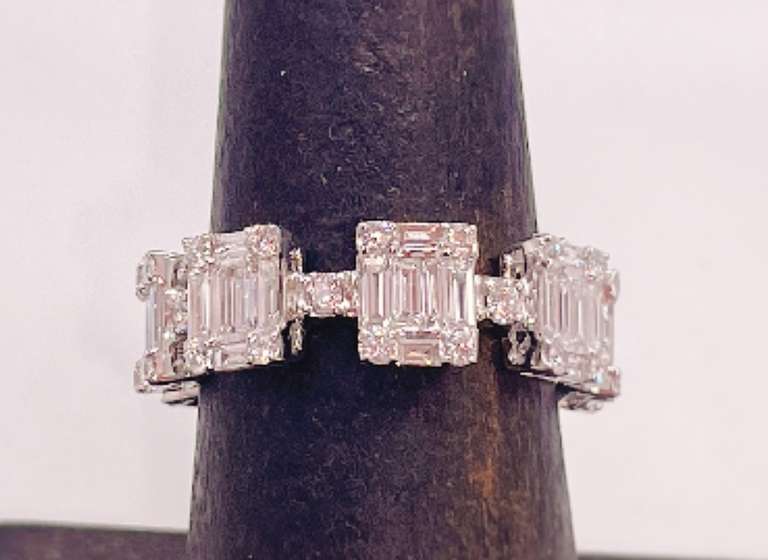 18KT SOLID WHITE GOLD DIAMOND BAND RING