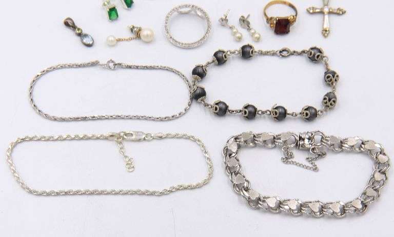 Group Lot of Vintage 925 Sterling Silver Jewelry