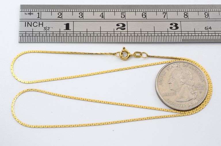 Pretty Double C Link Pendant Necklace