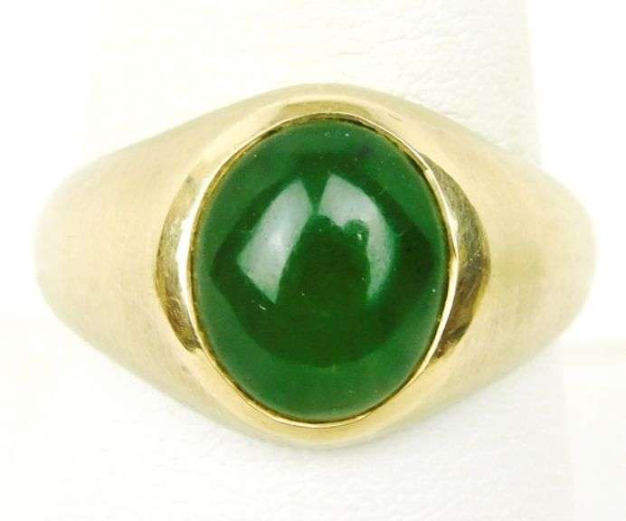 Vintage 14K Jade Ring, Size 9.25